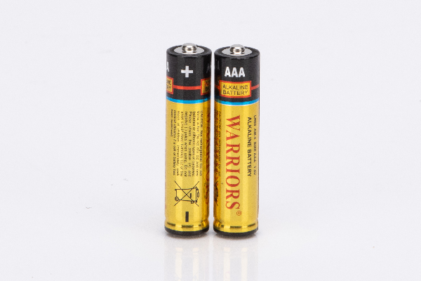 LR03（7号碱性电池） 100分钟